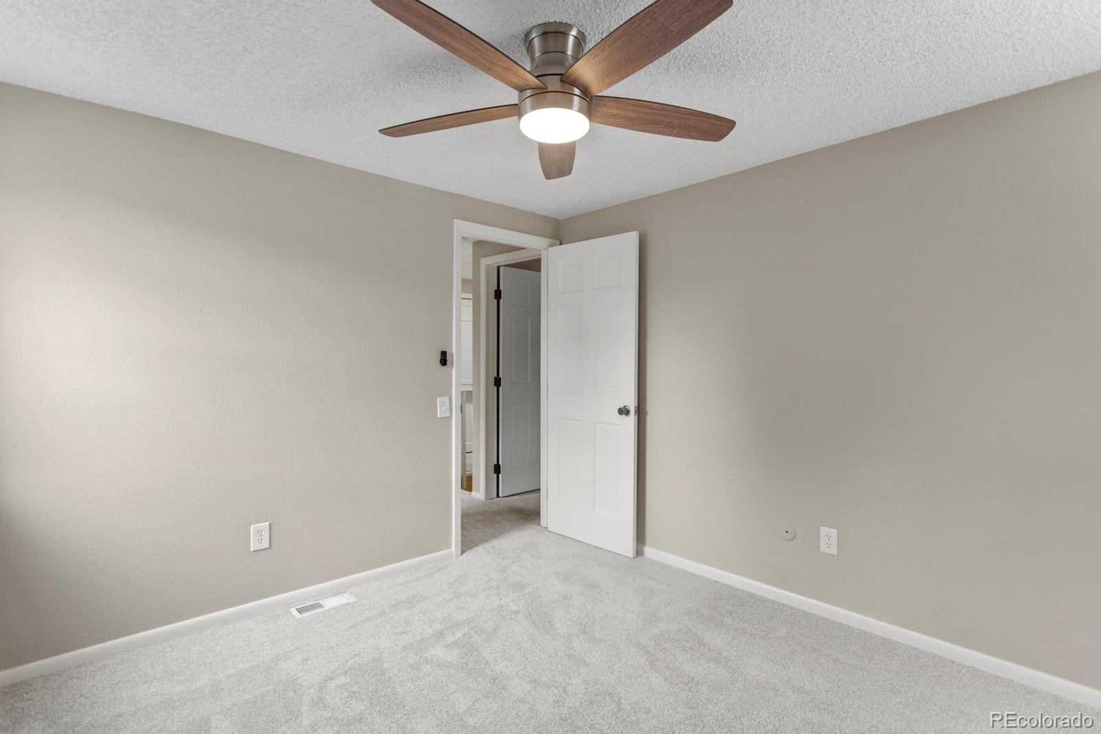 8160 Flower Circle