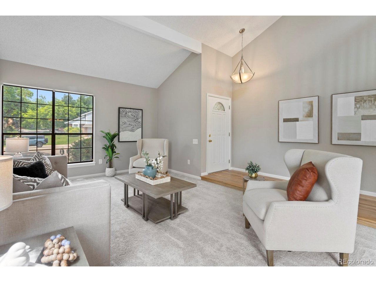 8160 Flower Cir
