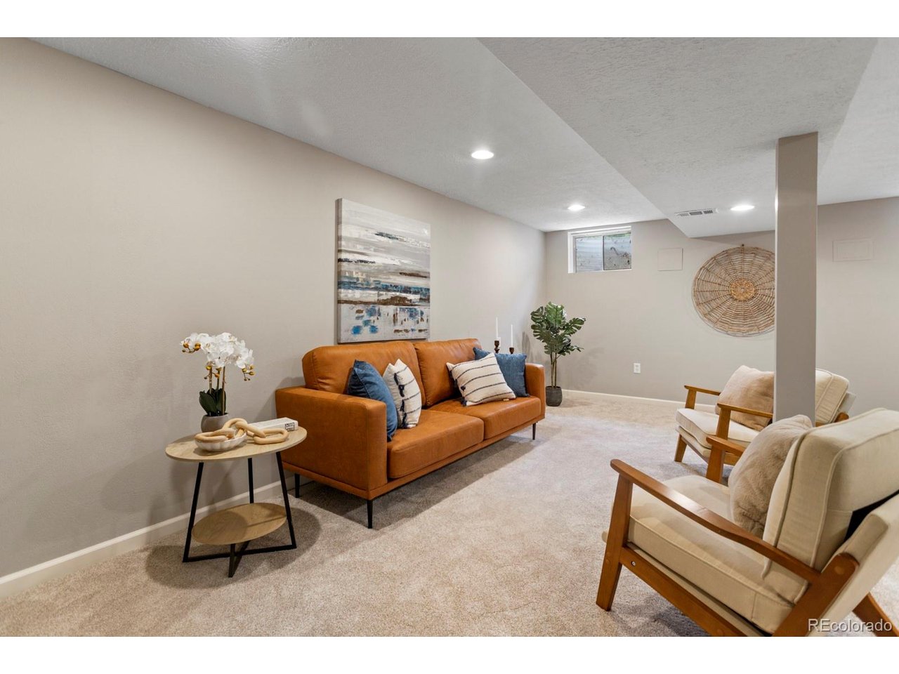 8160 Flower Cir