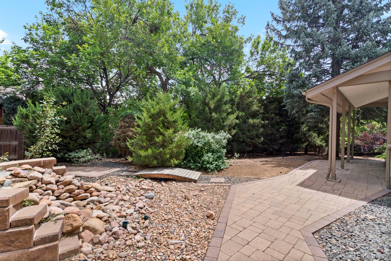 8160 Flower Circle