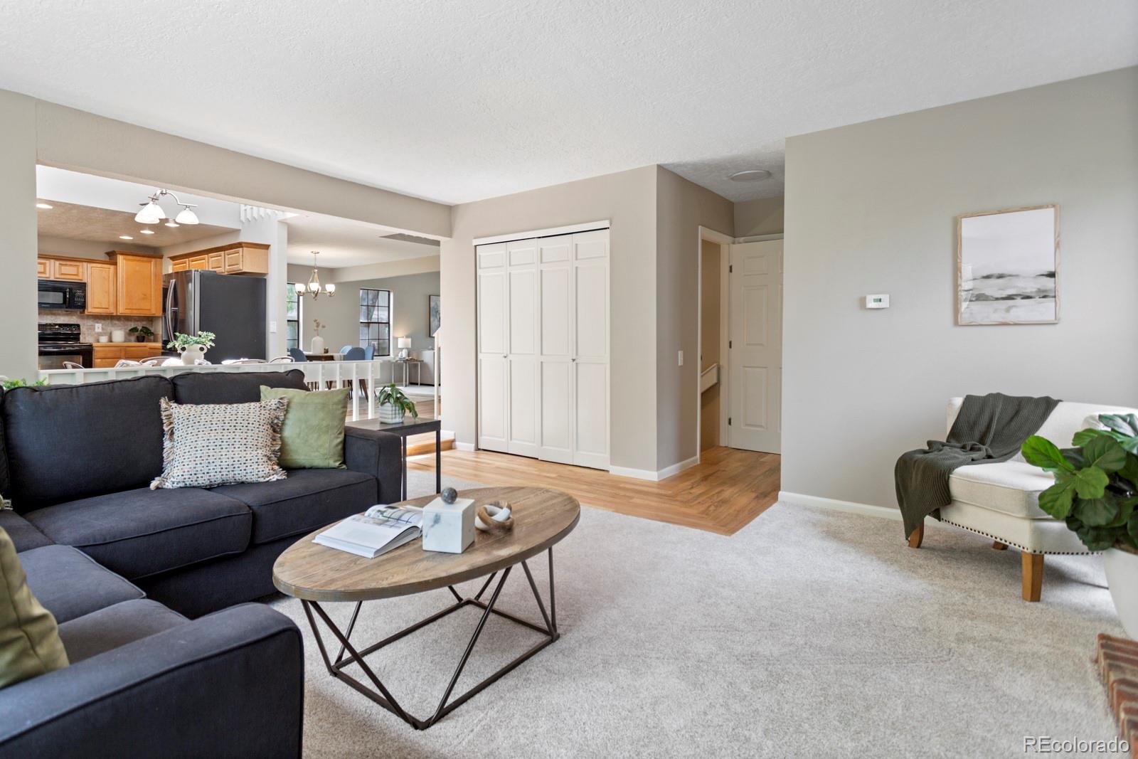 8160 Flower Circle