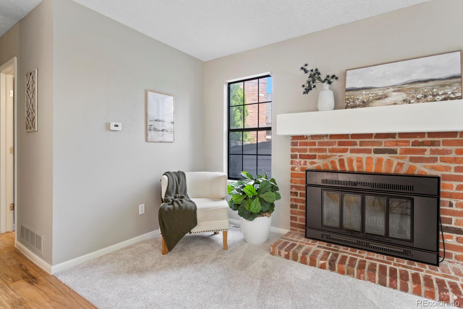8160 Flower Circle