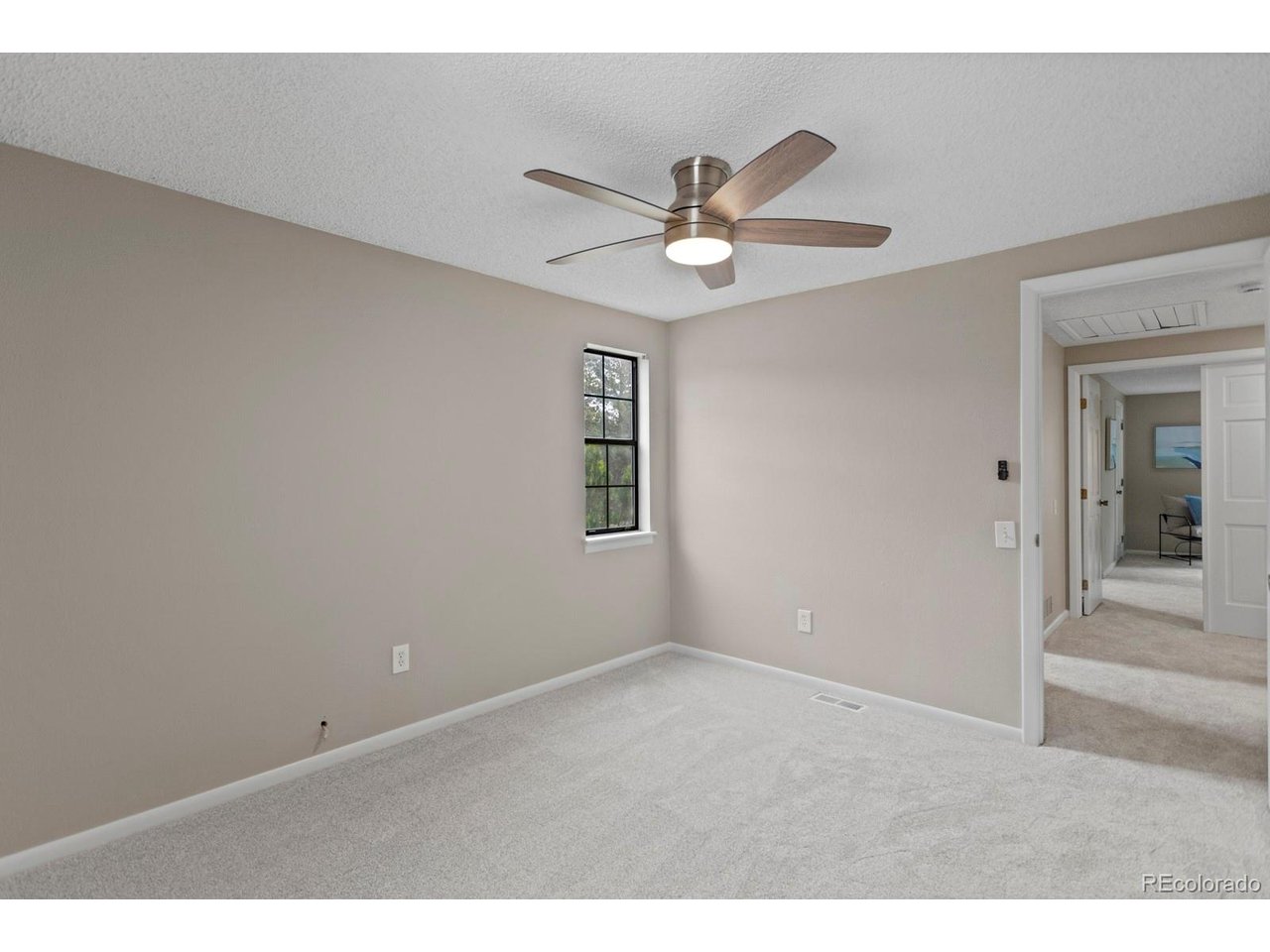 8160 Flower Cir