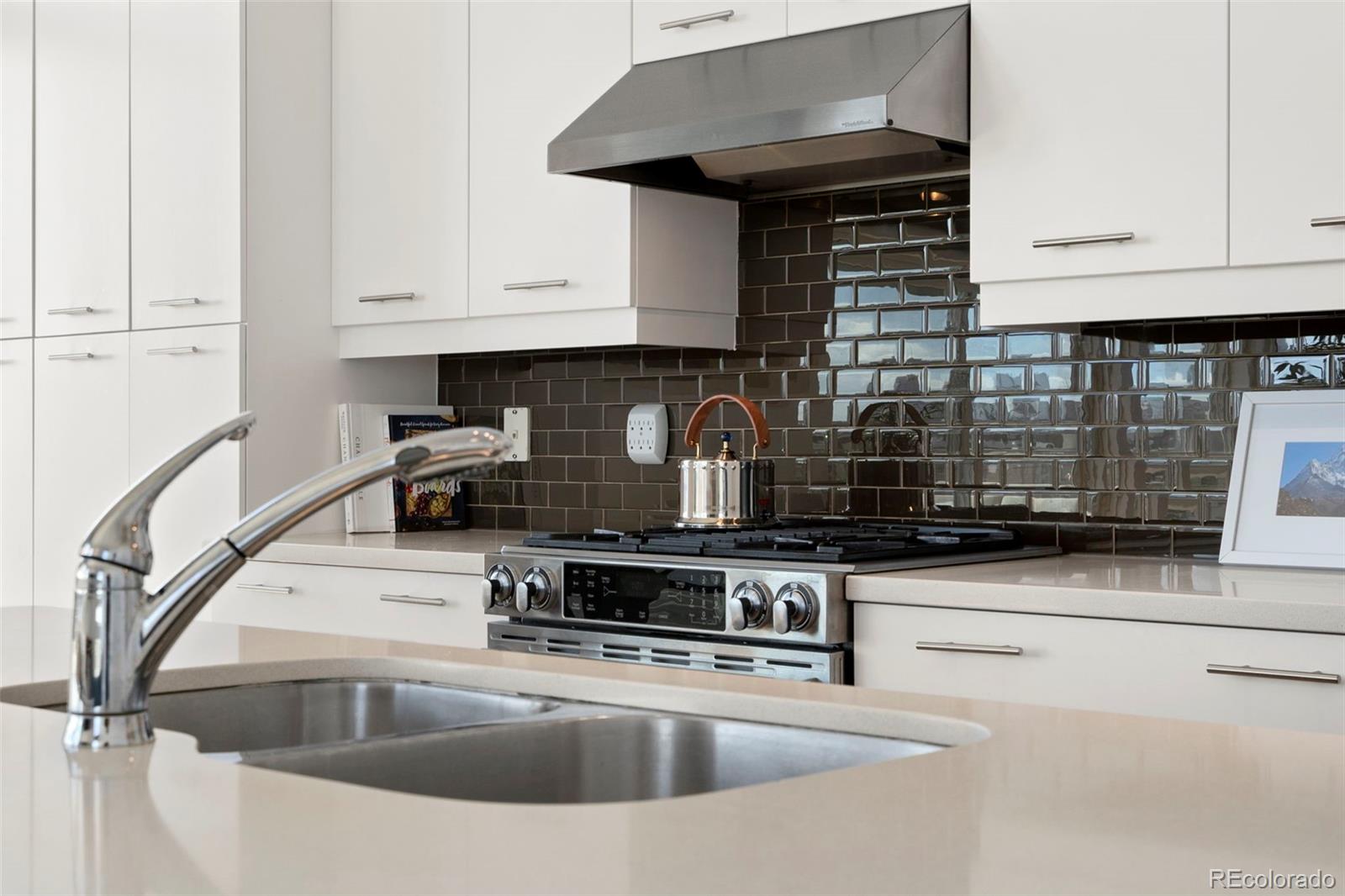 2460 W 29th Avenue Unit: 406