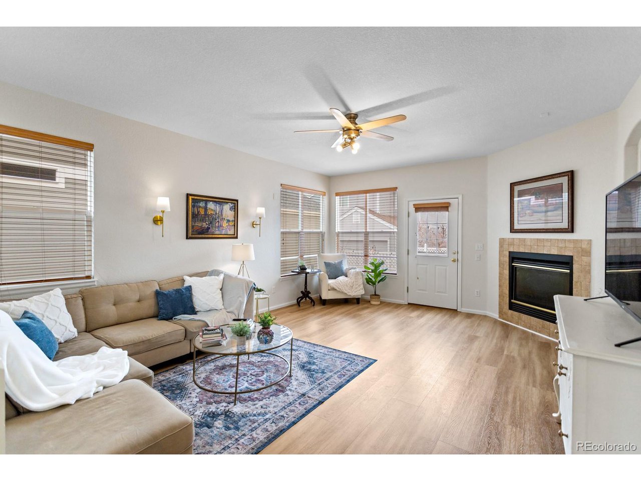 8335 Deframe Ct