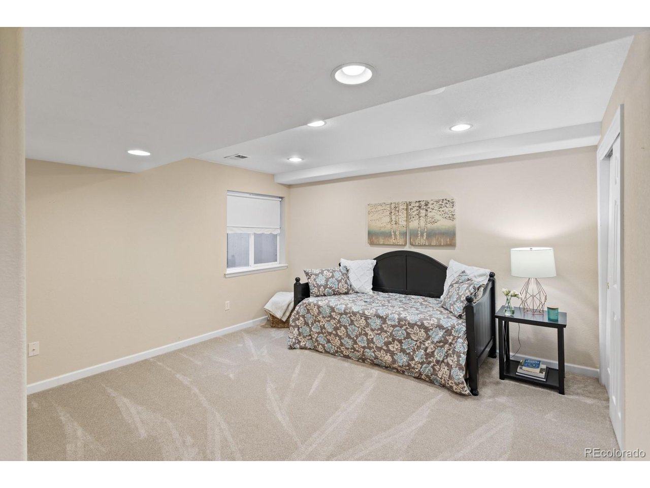 8335 Deframe Ct