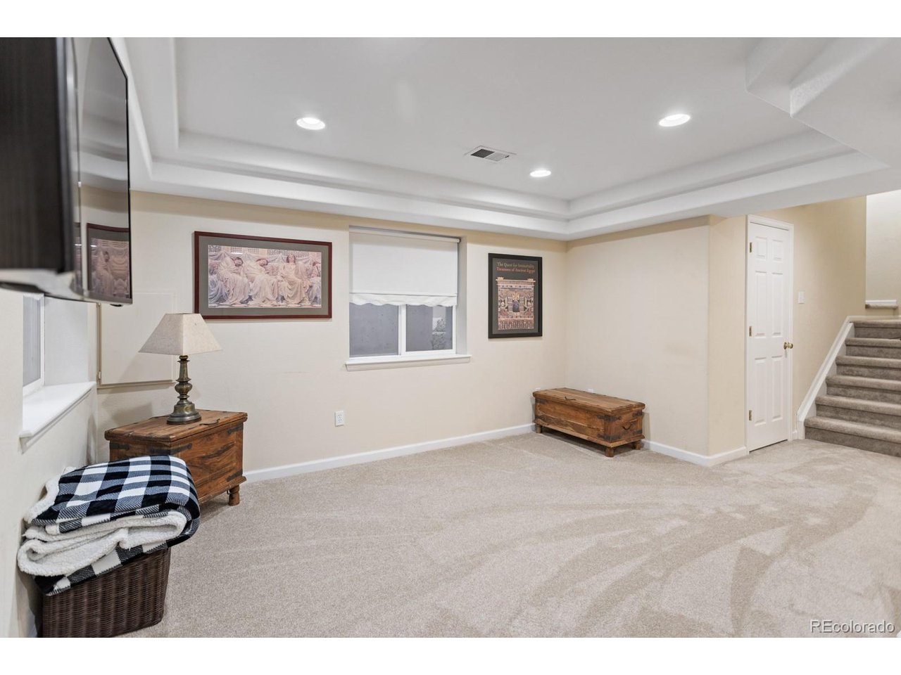 8335 Deframe Ct