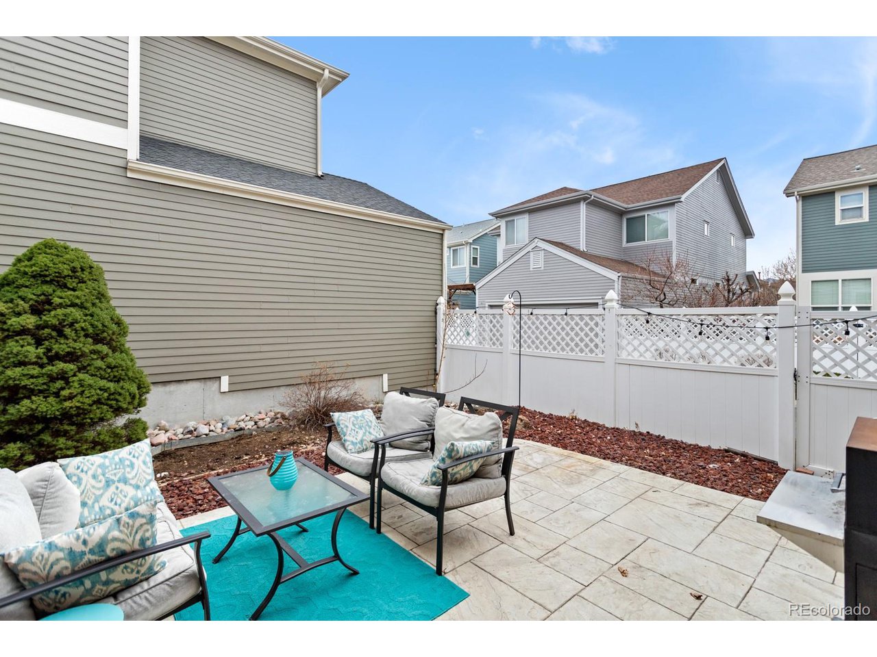 8335 Deframe Ct