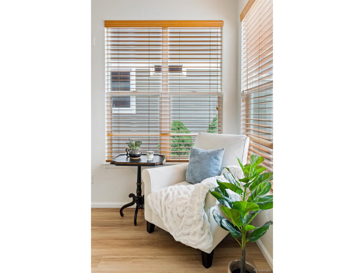 8335 Deframe Ct