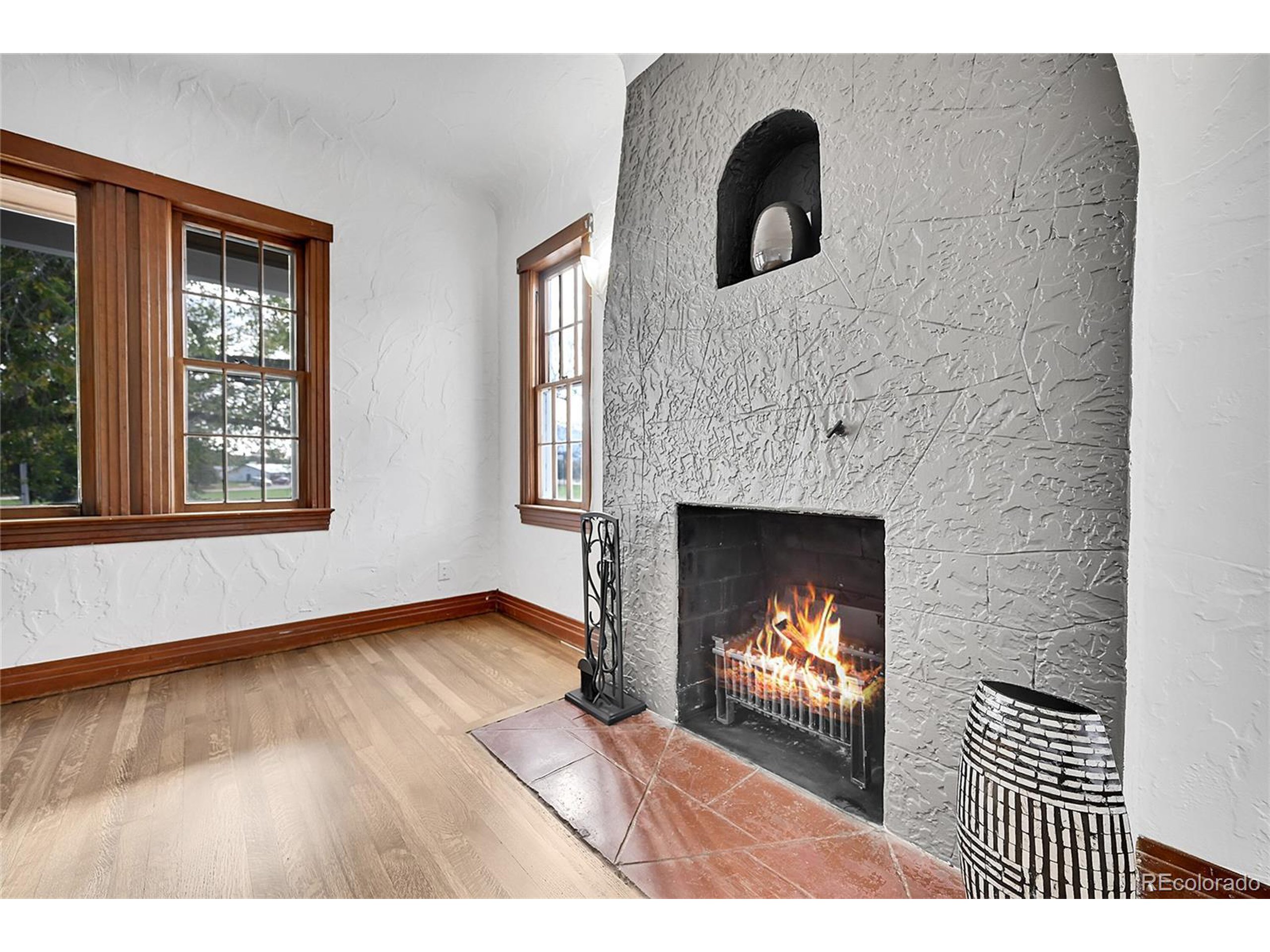 1318 E Pikes Peak Ave