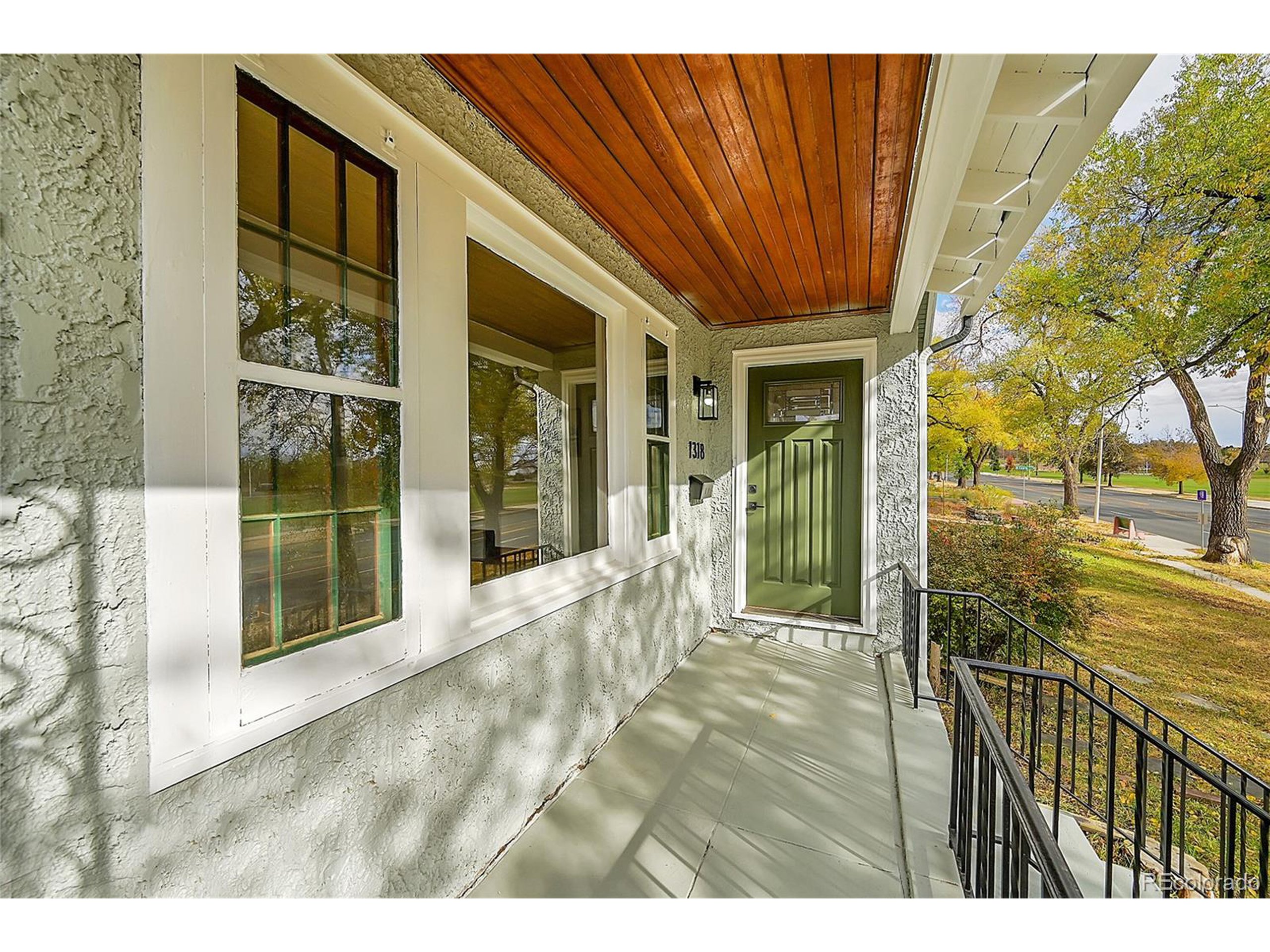 1318 E Pikes Peak Ave