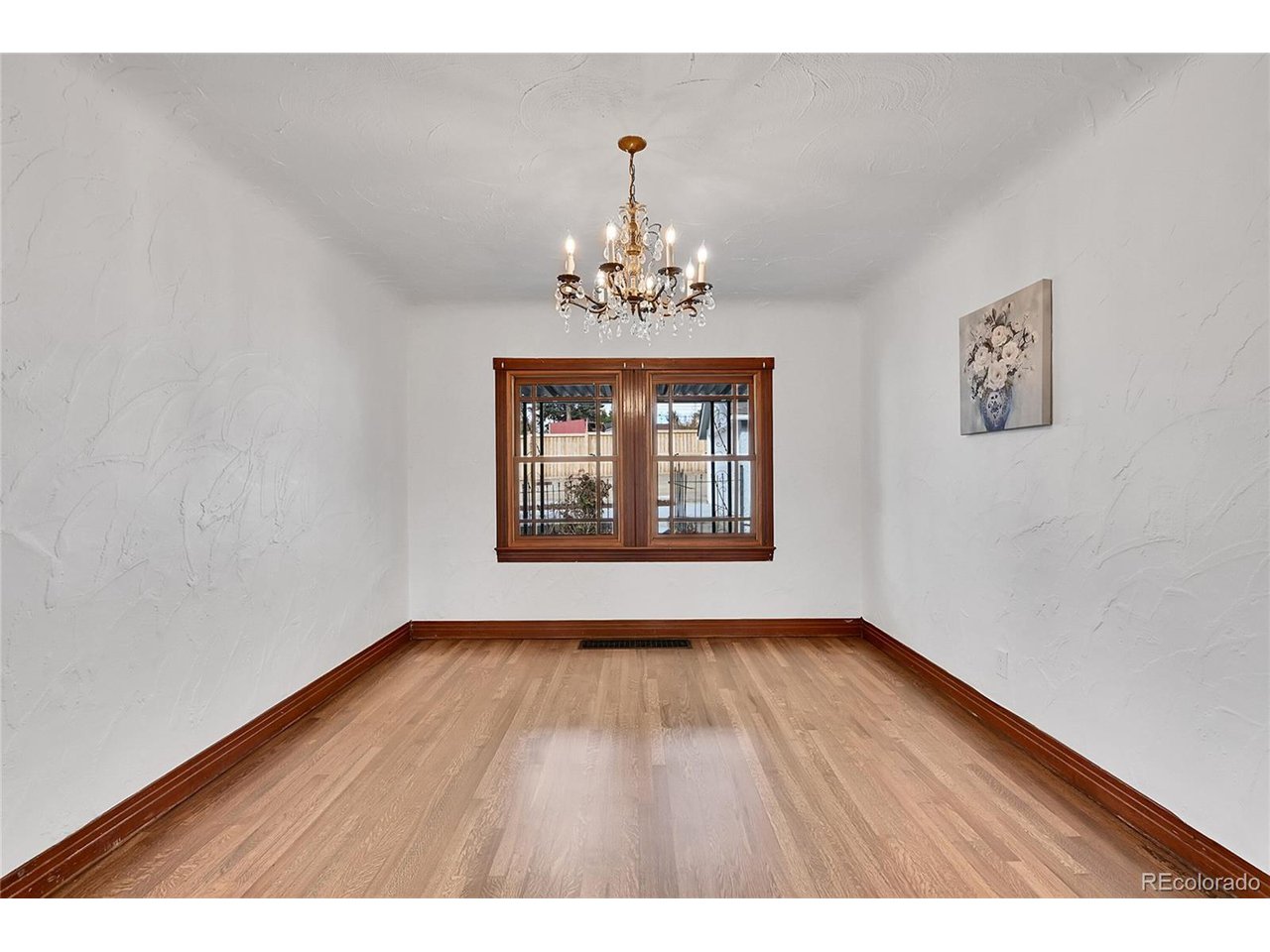 1318 E Pikes Peak Ave