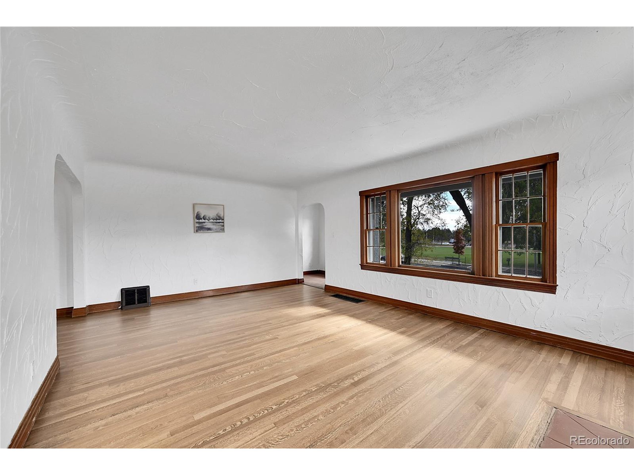 1318 E Pikes Peak Ave