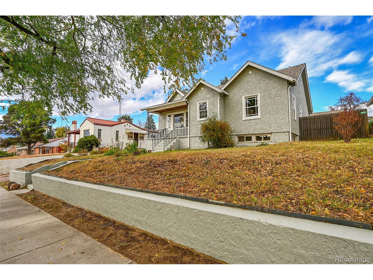 1318 E Pikes Peak Ave