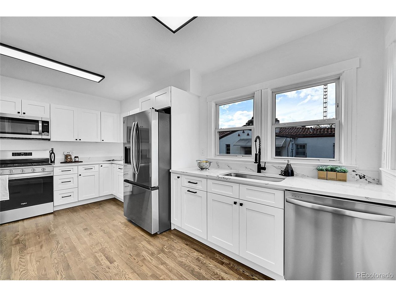 1318 E Pikes Peak Ave