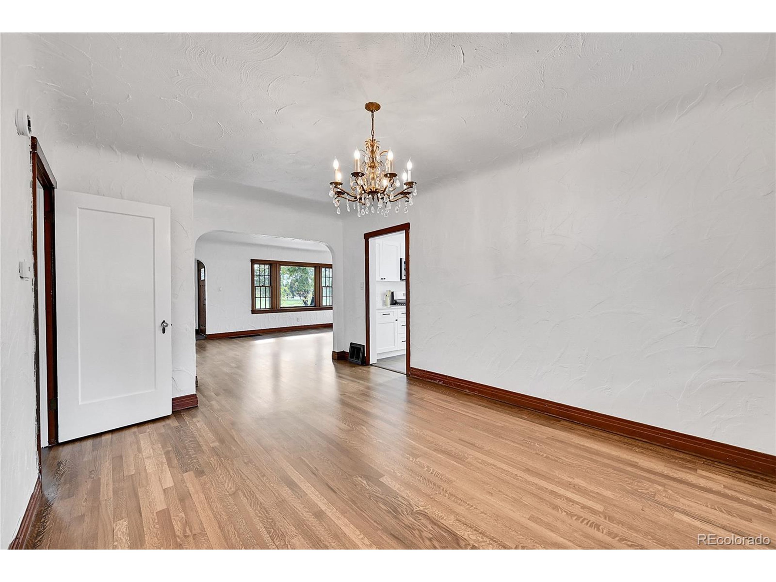 1318 E Pikes Peak Ave