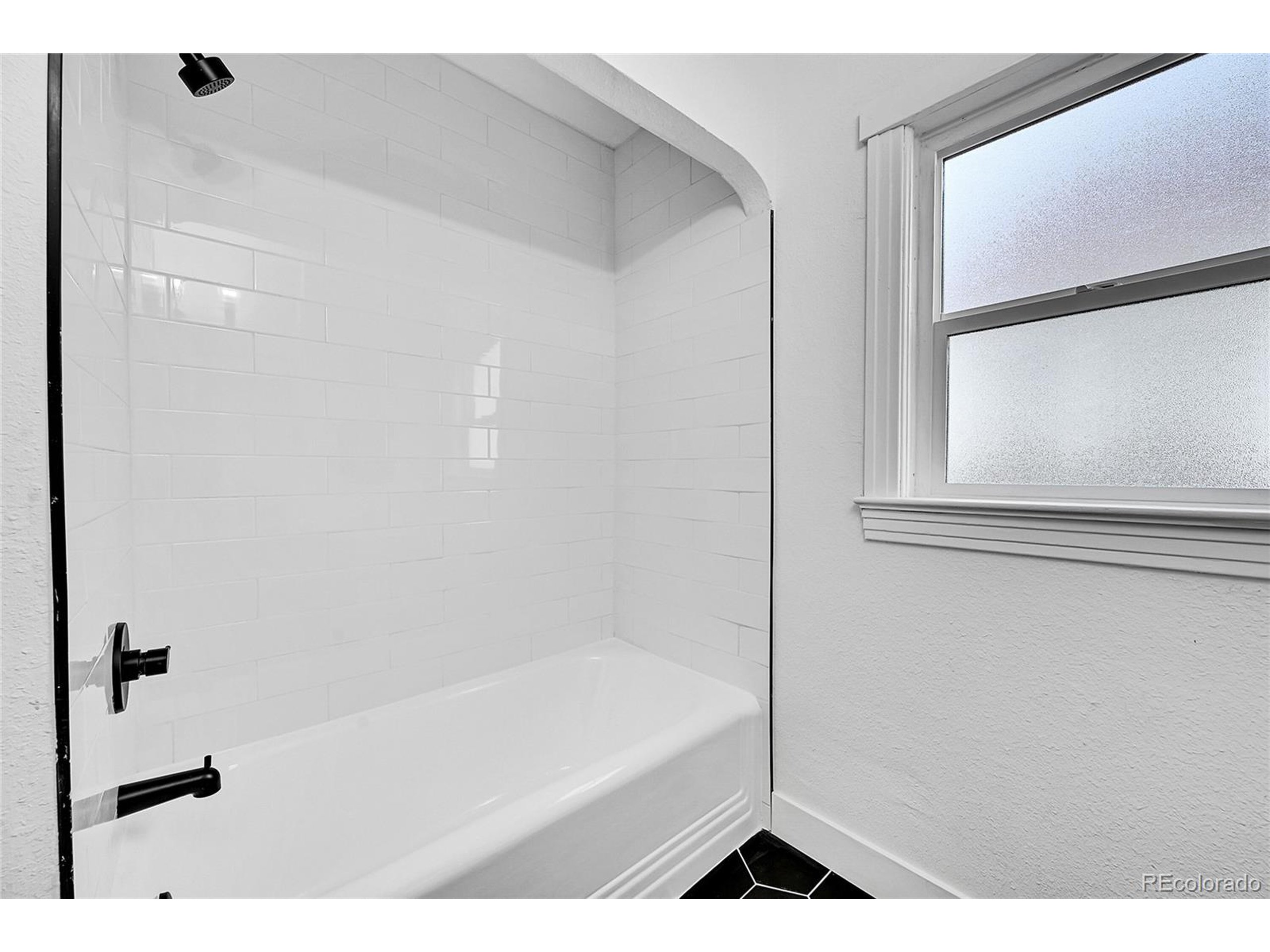 1318 E Pikes Peak Ave