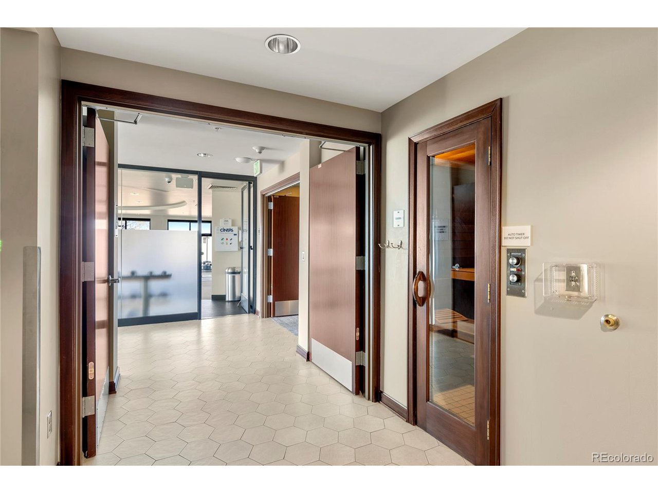 1674 Fillmore St AL3