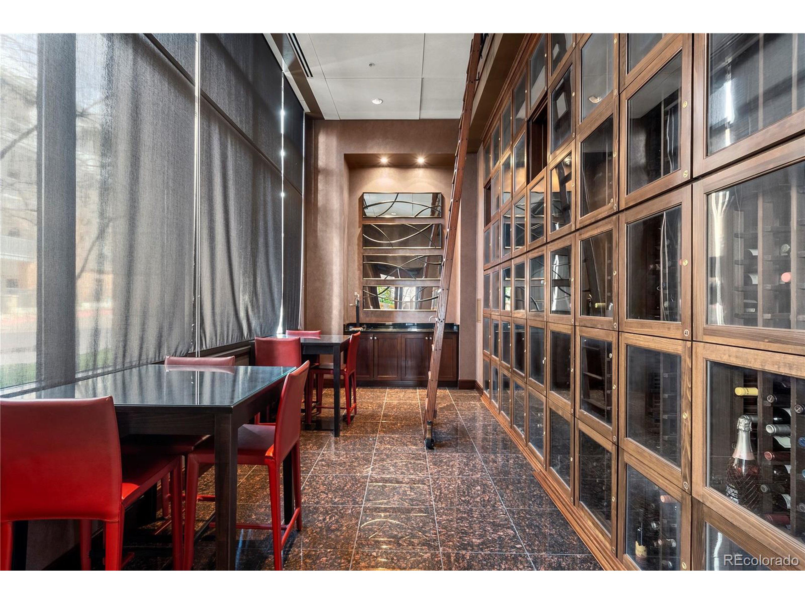 1674 Fillmore St AL3