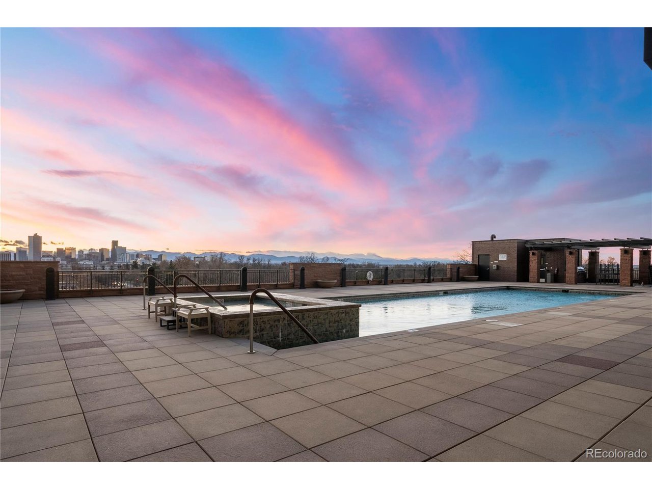 1674 Fillmore St AL3