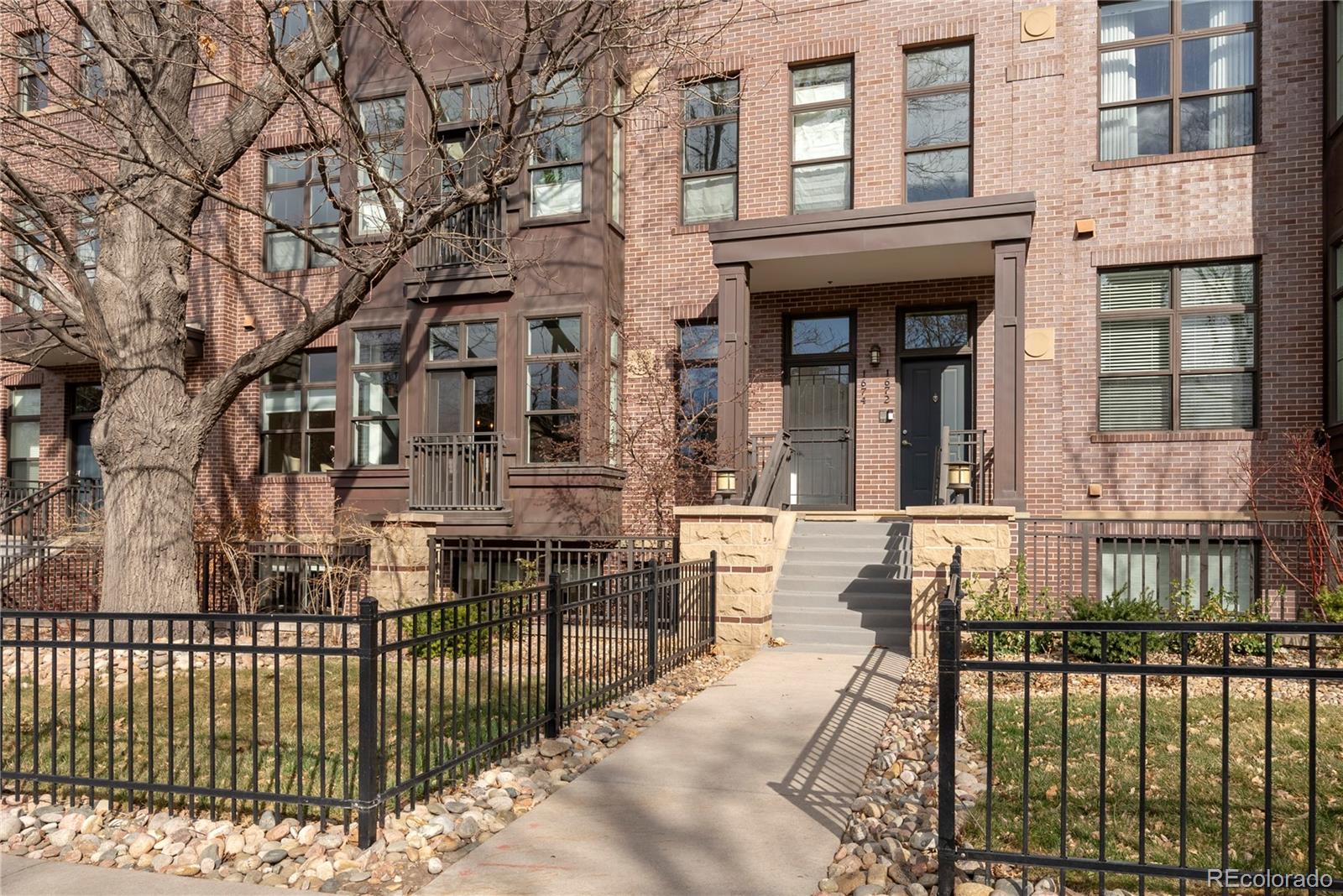 1674 Fillmore Street Unit: AL3