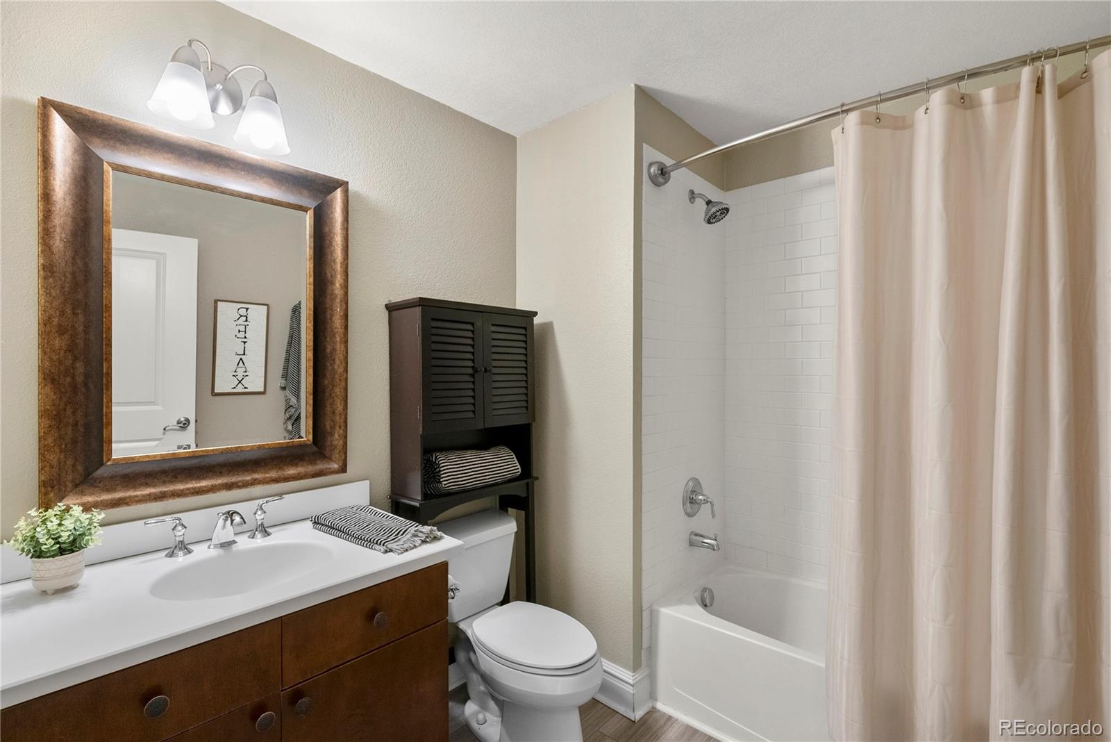 1674 Fillmore Street Unit: AL3