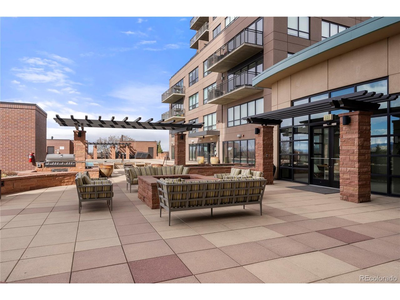 1674 Fillmore St AL3