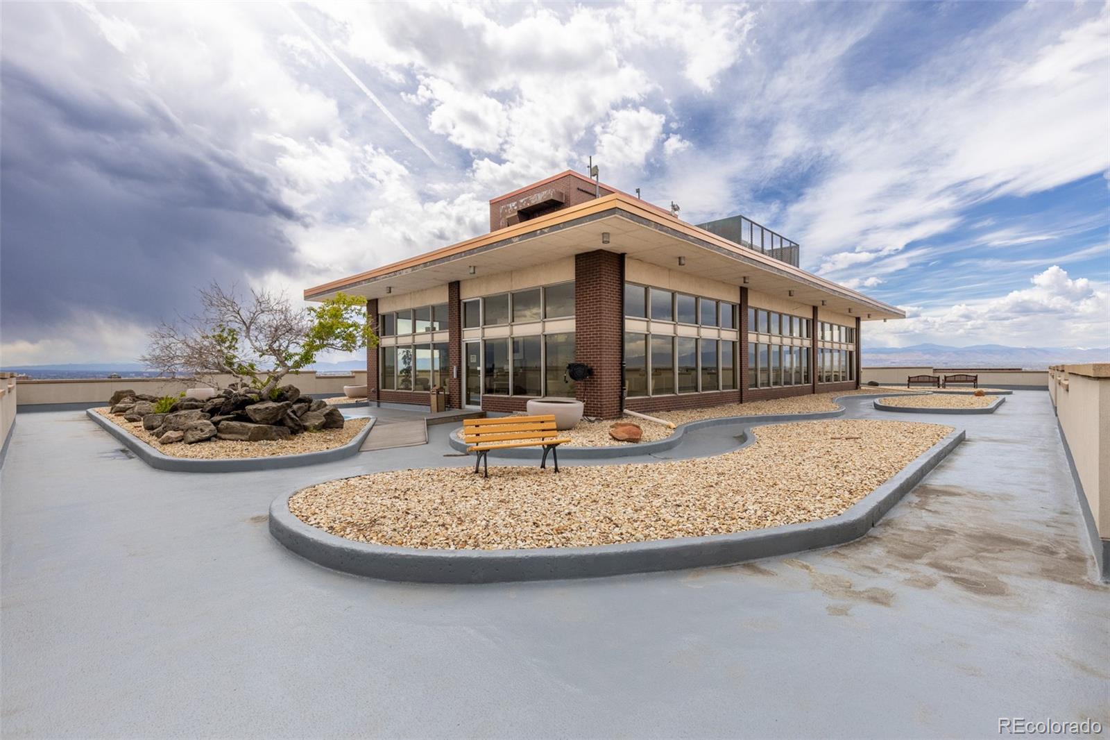 550 E 12th Avenue Unit: 1905