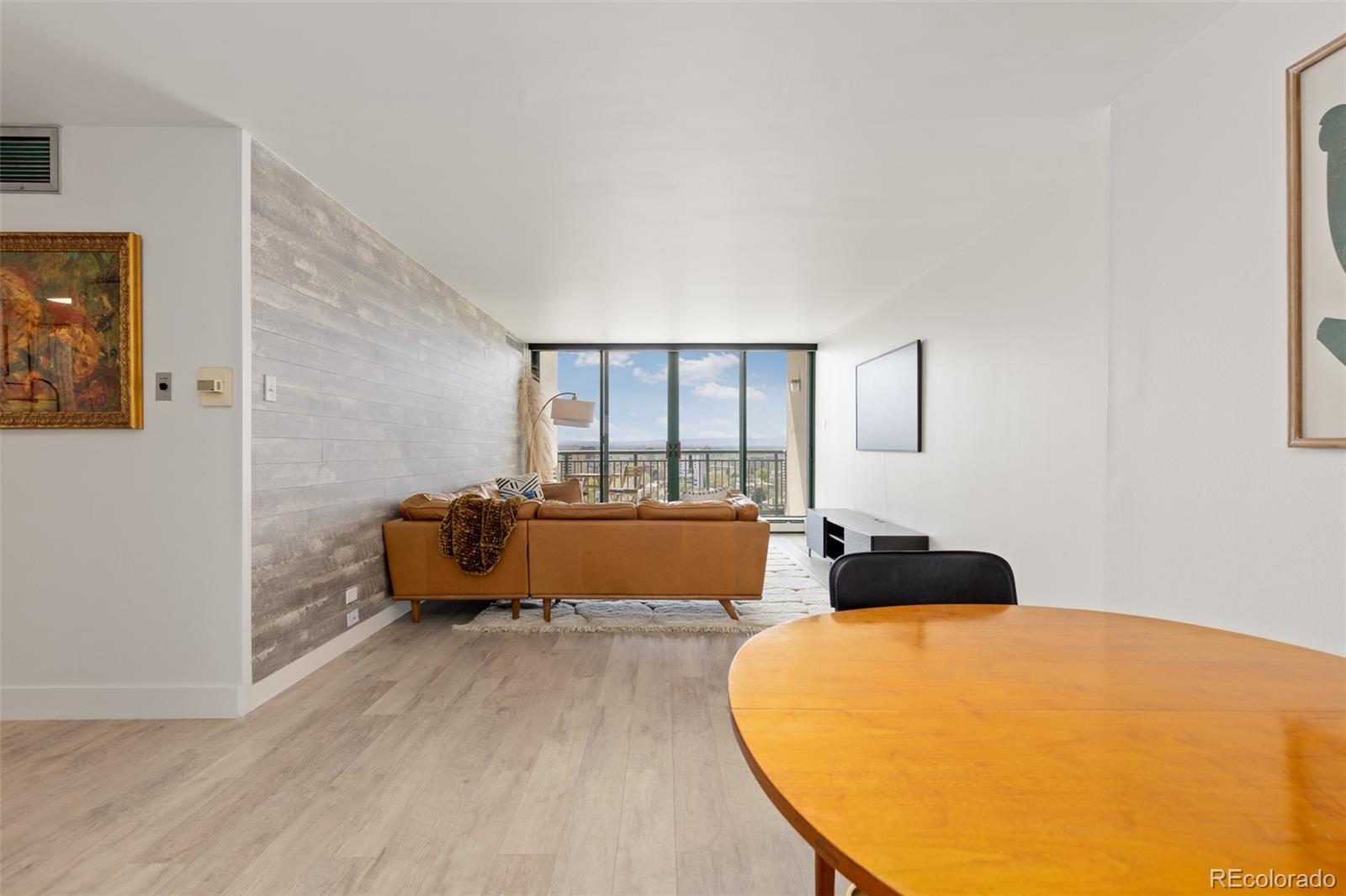550 E 12th Avenue Unit: 1905