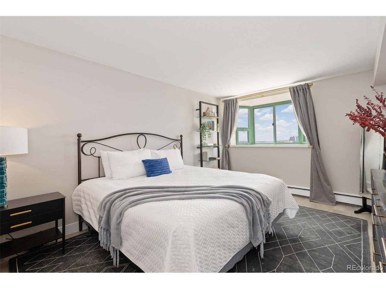 550 E 12th Ave 1905