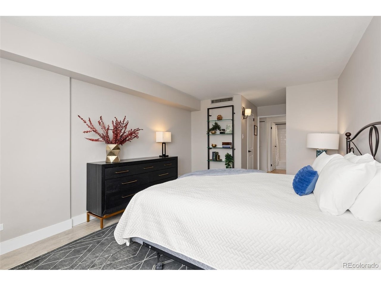 550 E 12th Ave 1905