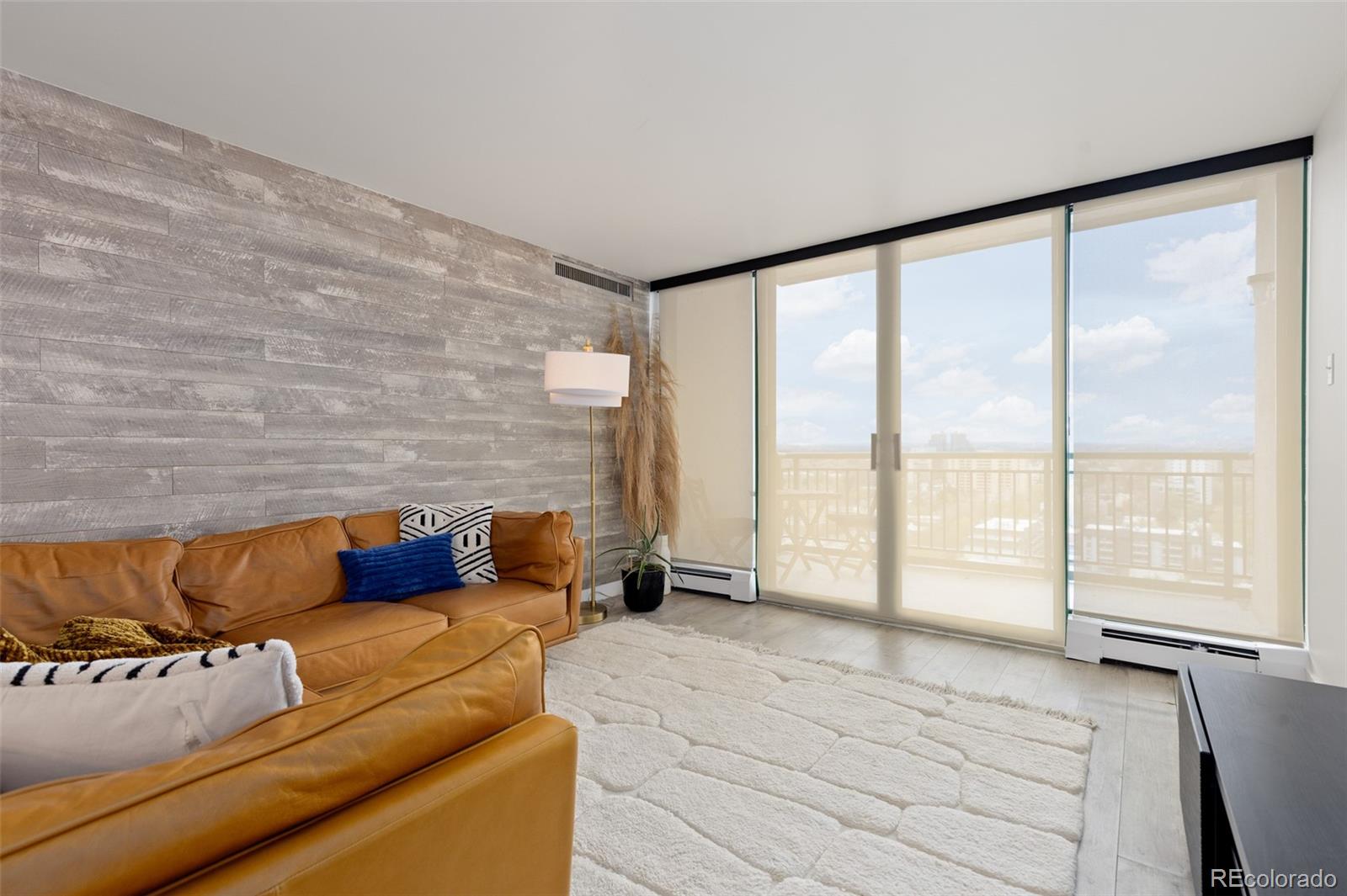 550 E 12th Avenue Unit: 1905