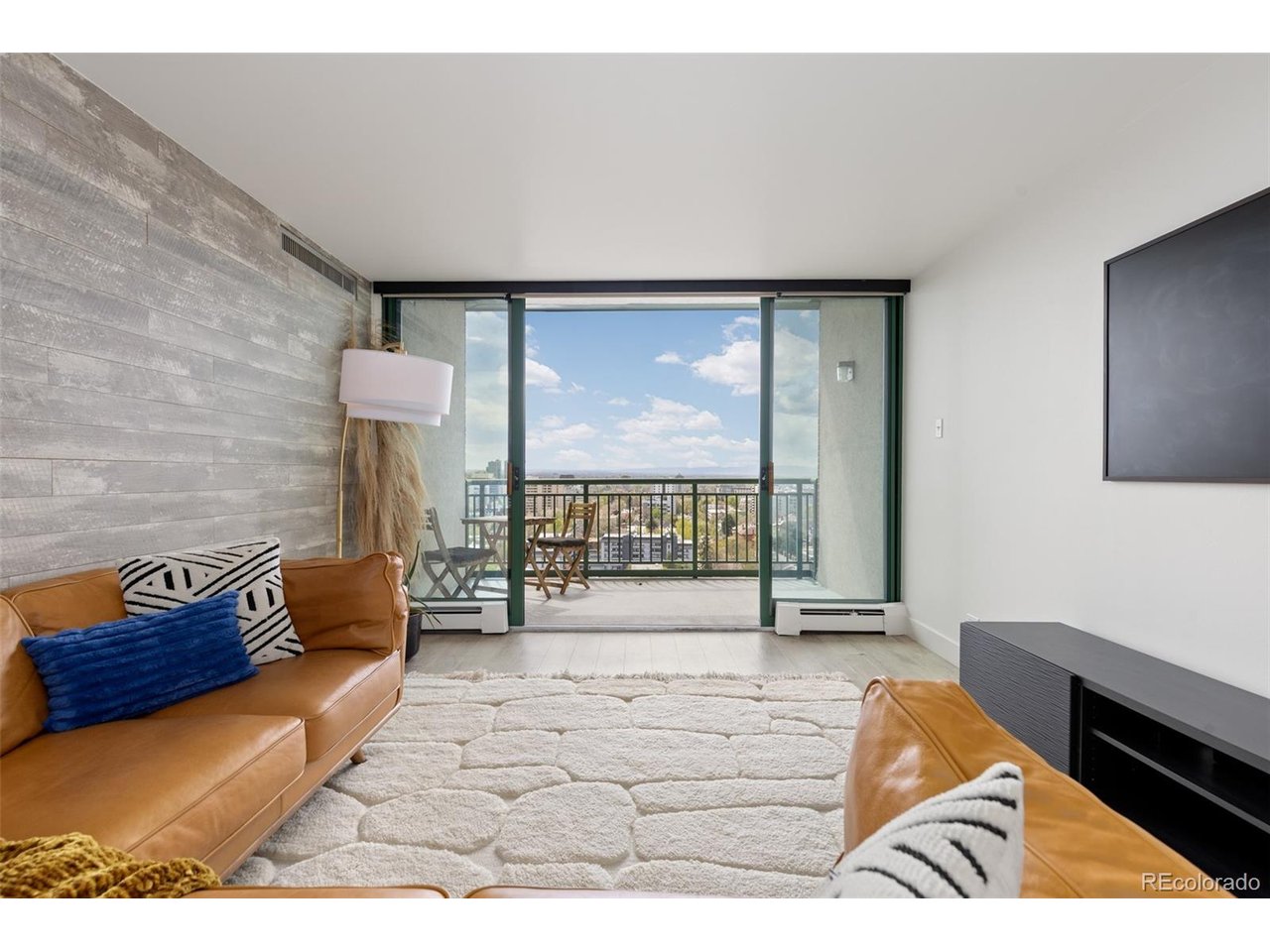 550 E 12th Ave 1905