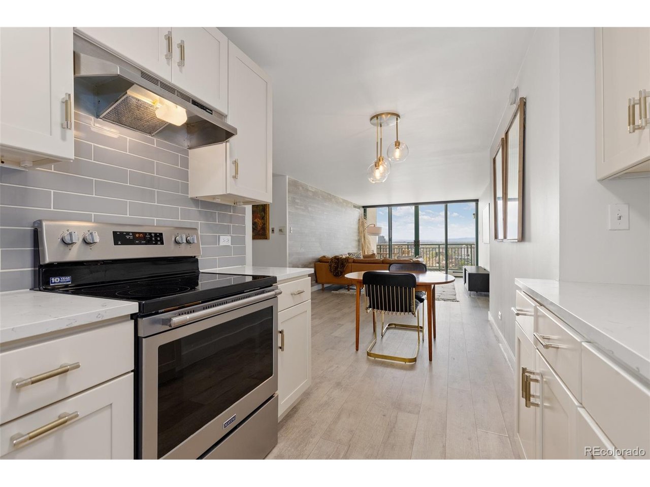 550 E 12th Ave 1905