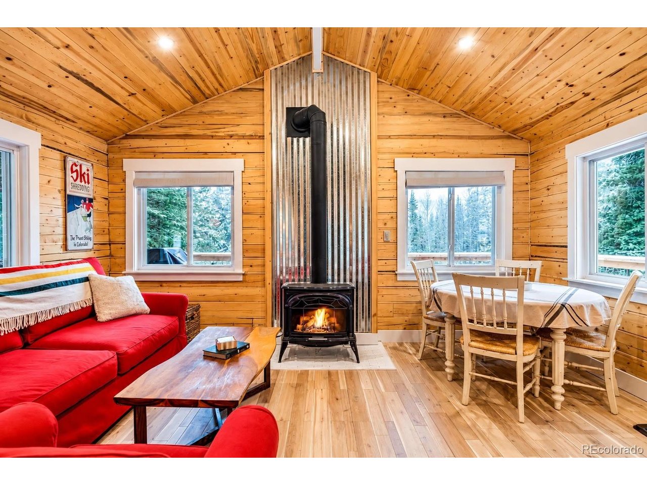 467 Nuthatch Rd