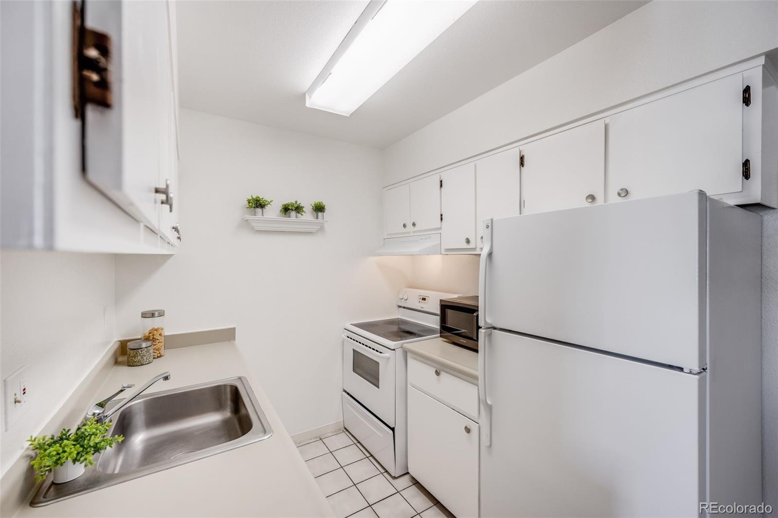 4110 Hale Parkway Unit: 6C