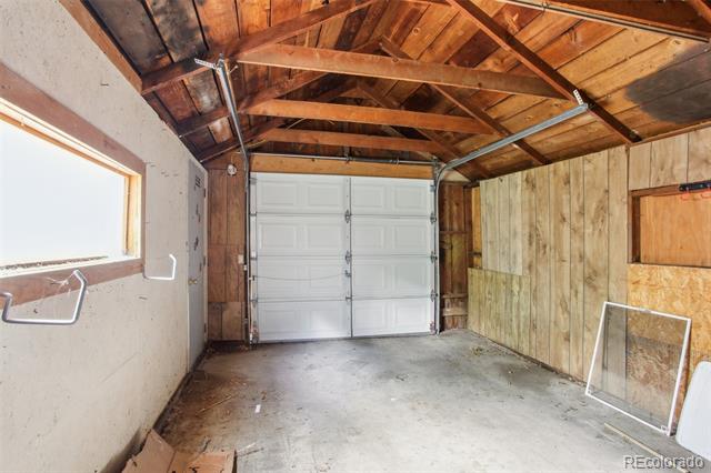 109 W Simpson Street