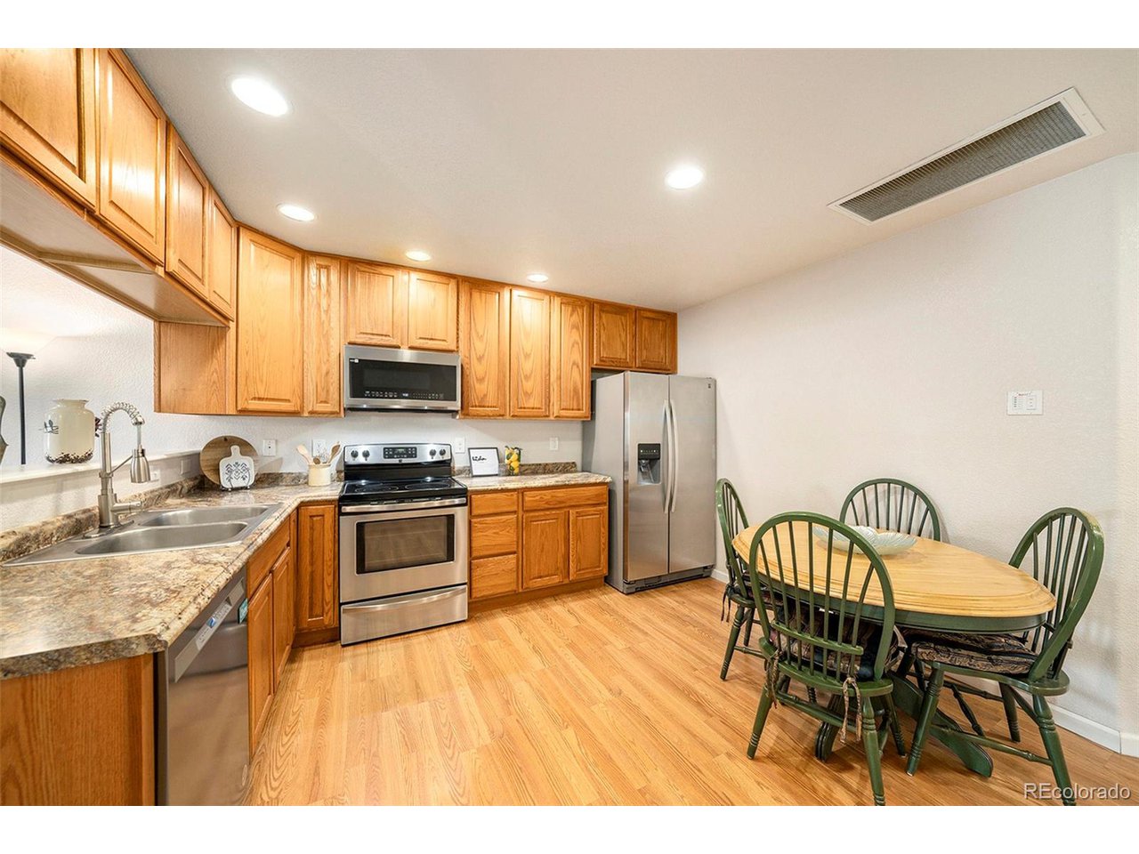 124 3rd St