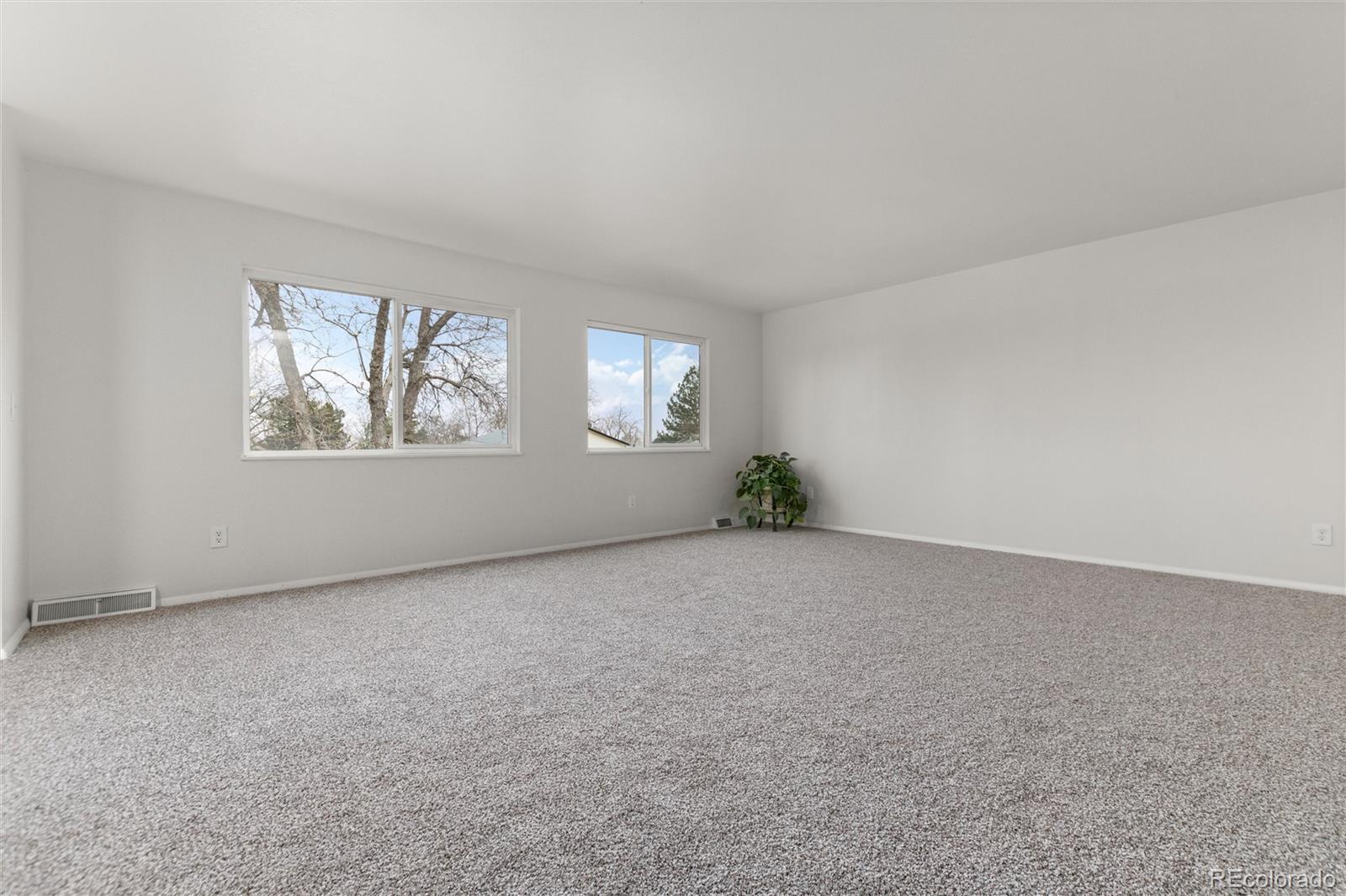 7700 W Glasgow Place Unit: 8C