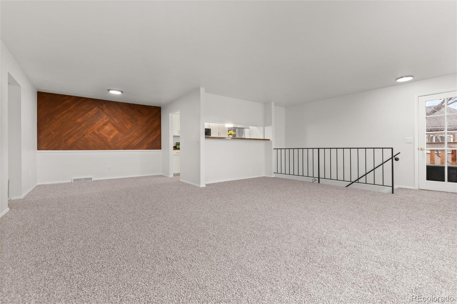 7700 W Glasgow Place Unit: 8C