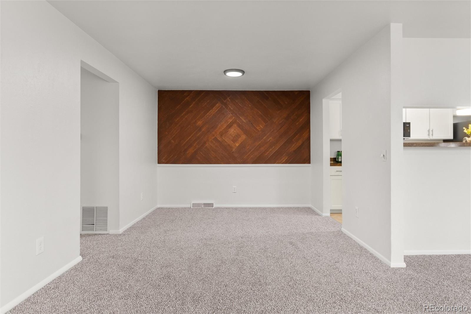7700 W Glasgow Place Unit: 8C