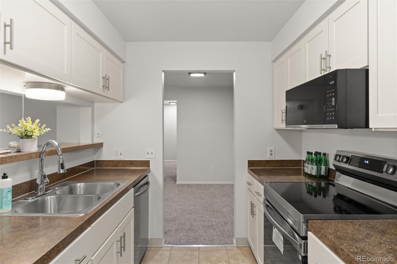 7700 W Glasgow Place Unit: 8C