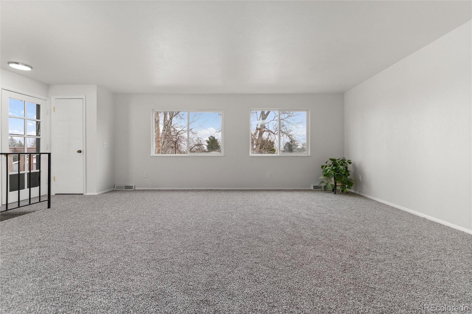7700 W Glasgow Place Unit: 8C