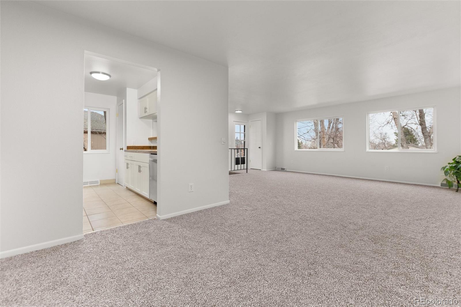 7700 W Glasgow Place Unit: 8C
