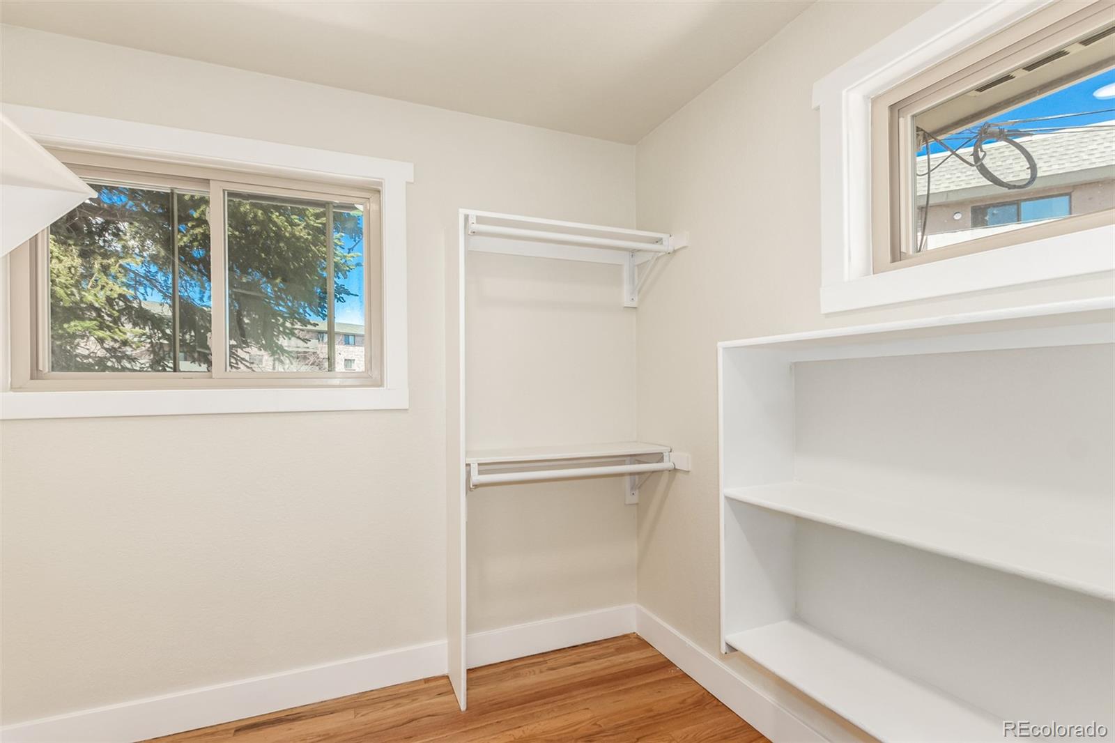 7273 W 35th Place