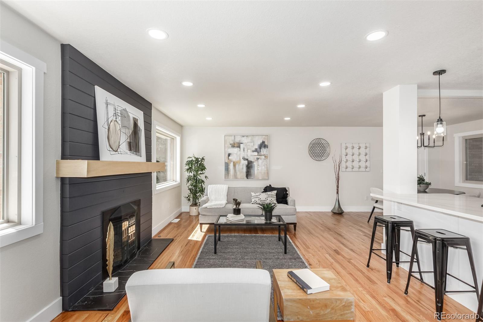 7273 W 35th Place