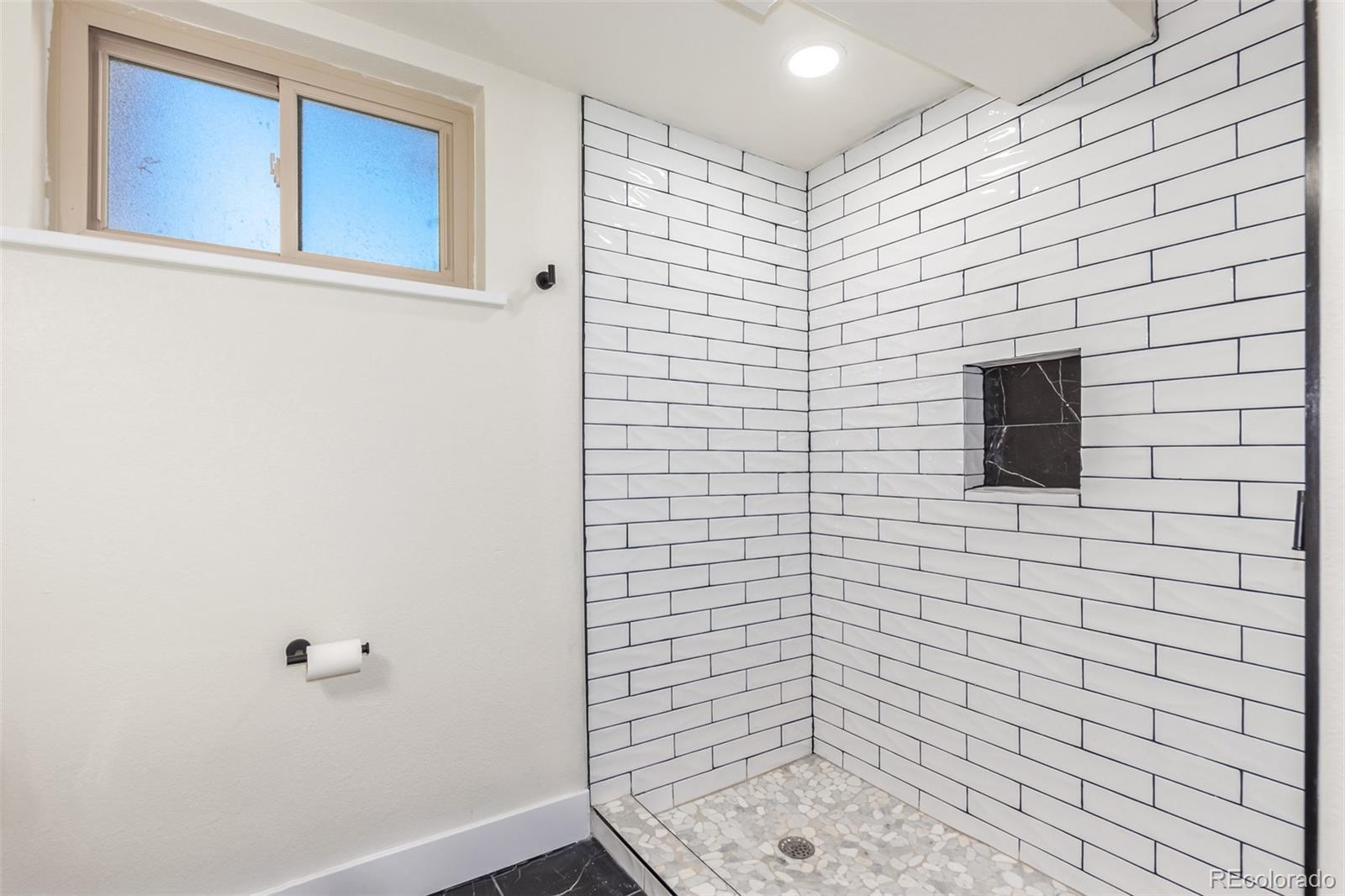 7273 W 35th Place