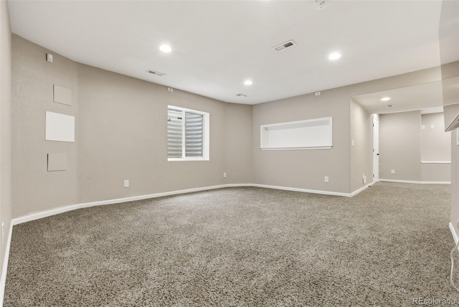 5301 Fullerton Circle