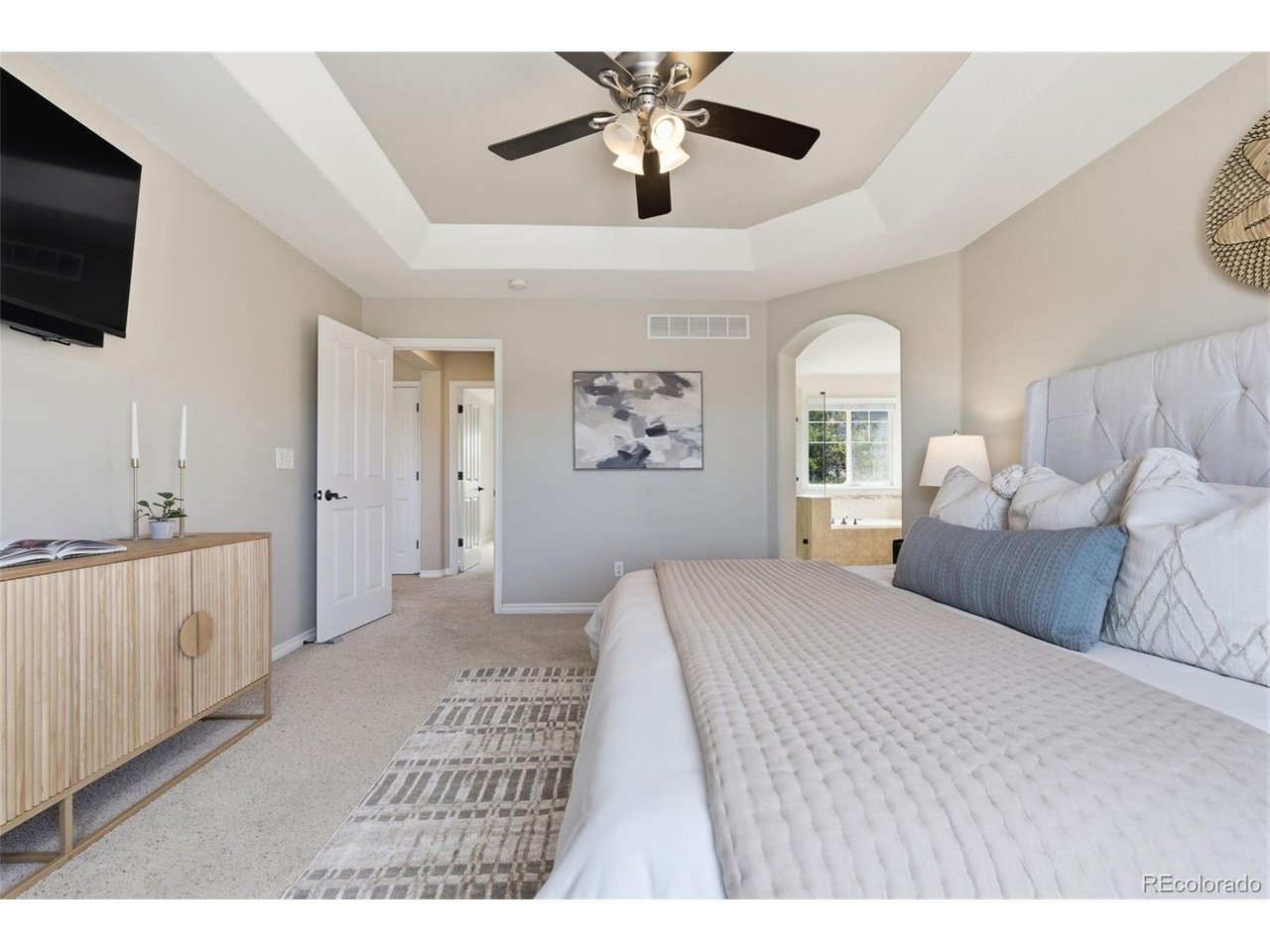 5301 Fullerton Cir