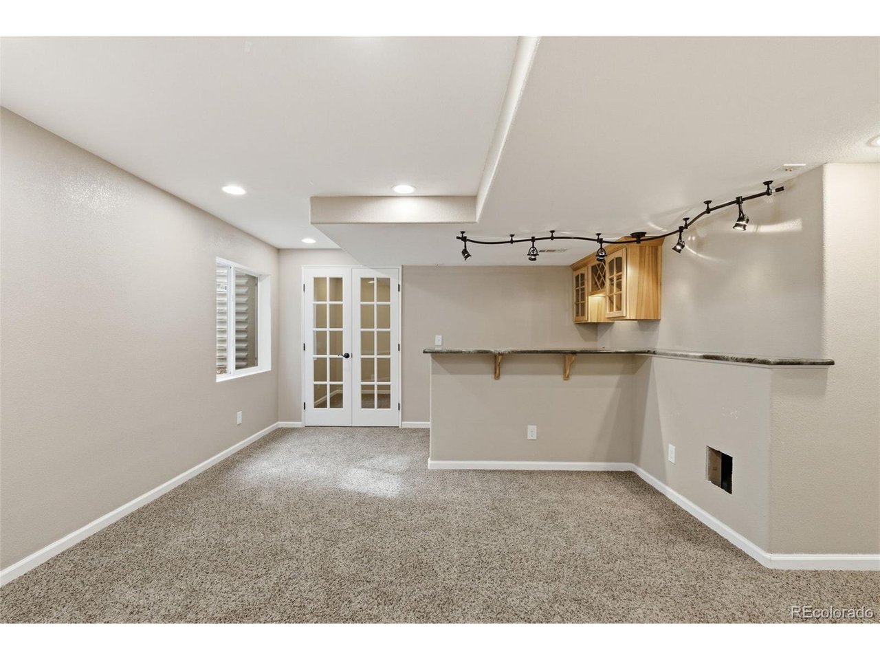 5301 Fullerton Cir